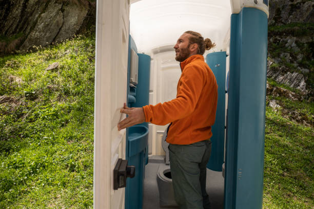 Affordable portable toilet rental in Manatee Road, FL